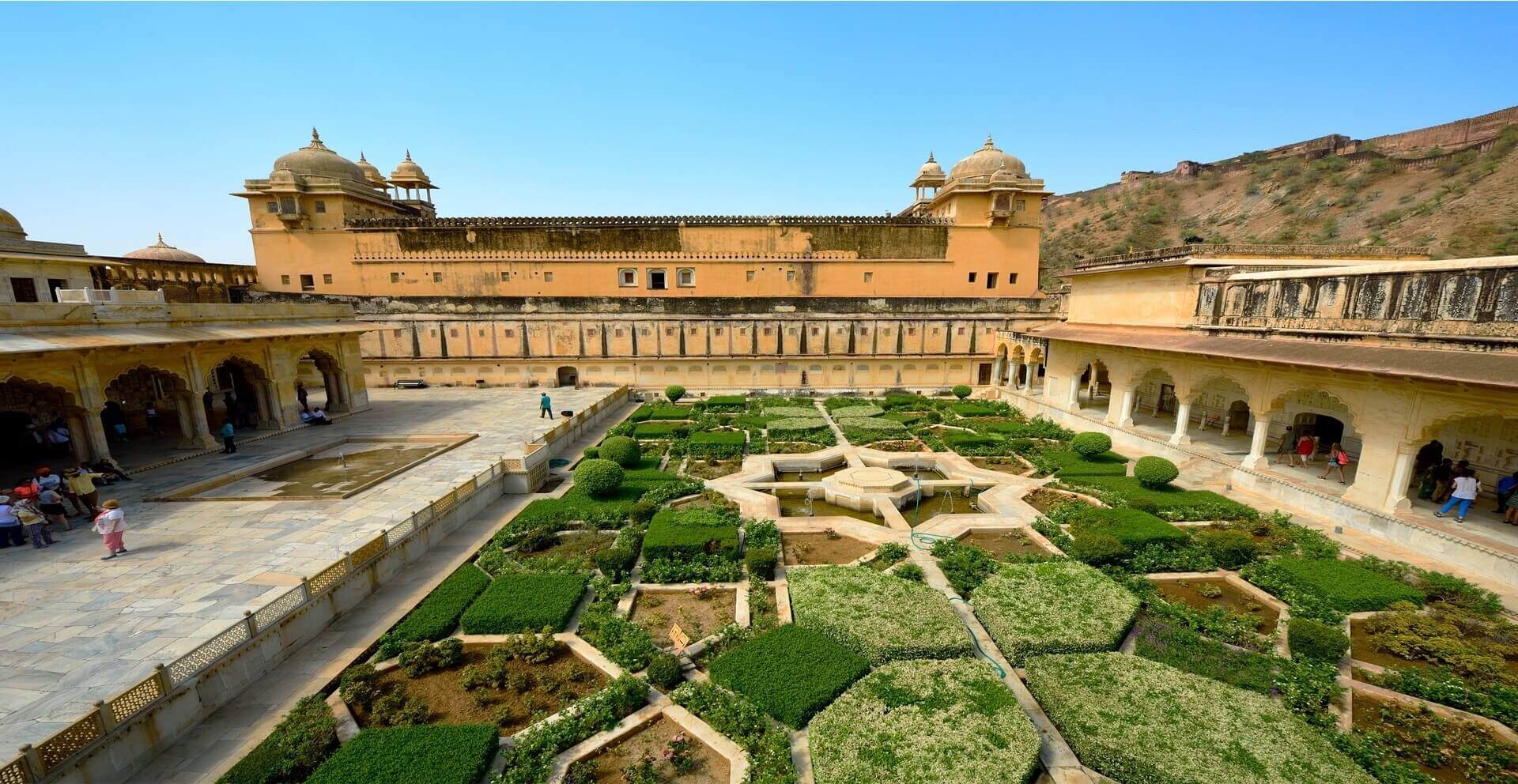 Delhi – Agra - Jaipur Tour